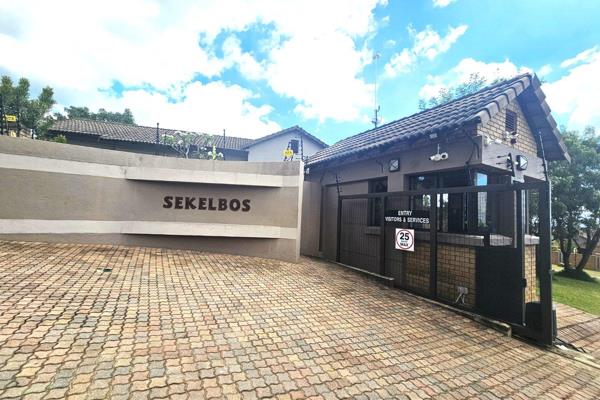 Large 1635sqm stand available at Sekelbos Estate, ideal spot to build your dream house.

Located in a cul de sac, lovely stand ...