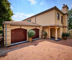 Townhouse for sale in Rivonia