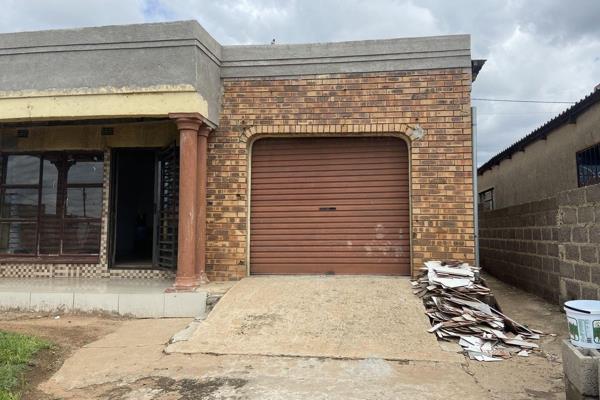 This is a 3 bedroom house with 2 bathrooms and 1 garage. This house is close to engender garage,l and a 10 minute walk to PicknPay. ...