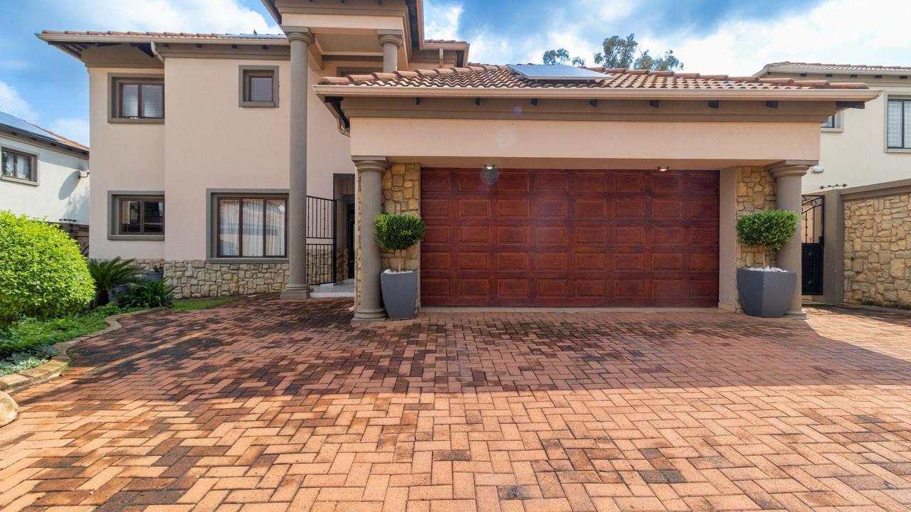 Listing number: P24-116961938, Image number: 1