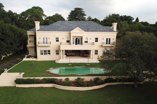 6 Bedroom House for sale in Bryanston