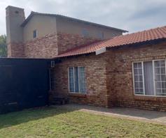 House for sale in Waterval East