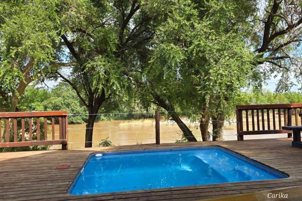 Nestled on the banks of the iconic Olifants River in Hoedspruit, this cosy 6-sleeper commercial offers the perfect blend of a close to ...