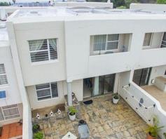 Townhouse for sale in Glenvista