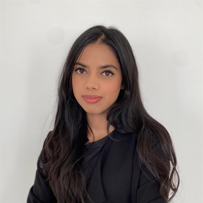 Agent profile for Amina Shariff