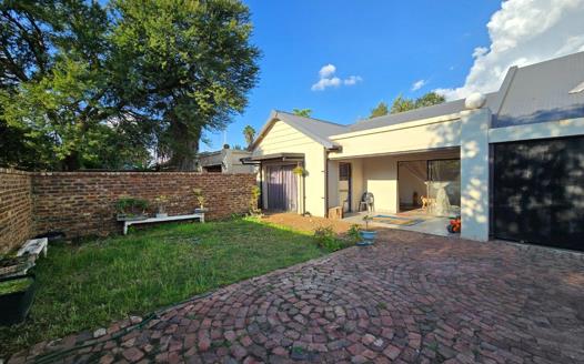 8 Bedroom House for sale in Potchefstroom Central