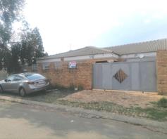 House for sale in Lenasia South