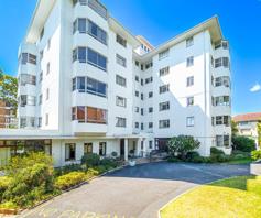 Apartment / Flat for sale in Rondebosch