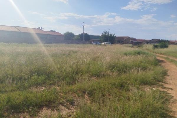 Vacant land for a residential house!