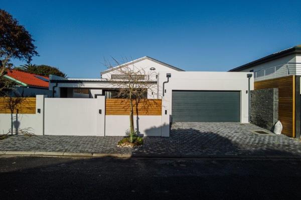 Wow, wow, wow.  Brand new property beautifully renovated with ultra modern finishes ...