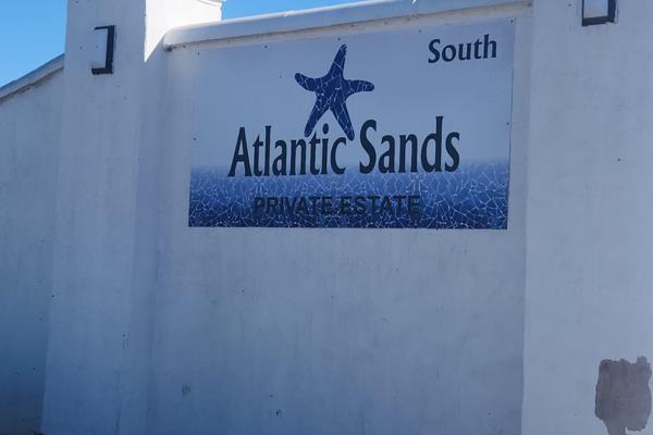 **Dreaming of Coastal Living? Look No Further Than This Laaiplek Gem!**

**Plot and Plan :**&#160;

**Please note pictures are of ...