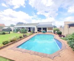 House for sale in Brackendowns