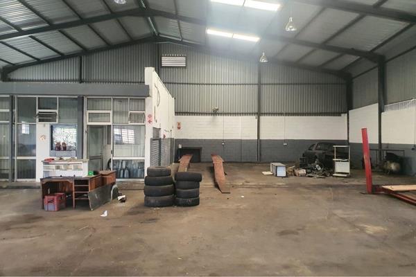 This 501m2 workshop offers a high-exposure location on a busy strip making it an ideal ...