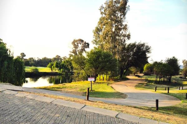 What an opportunity, Parys Golf Estate offers one of the best golf courses in the area for those eager to hone their skills with a few ...