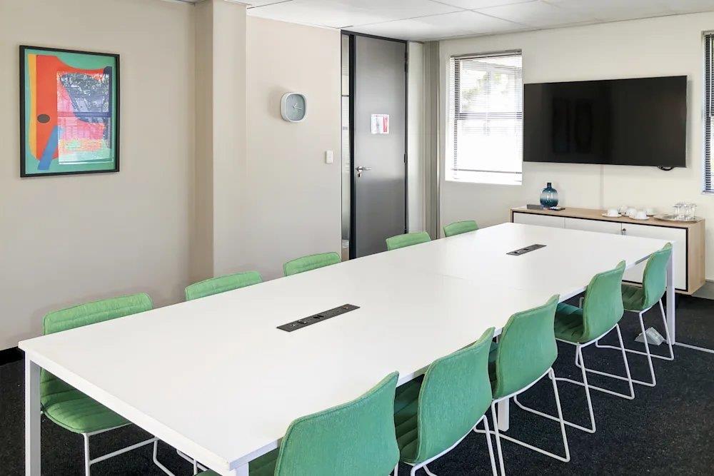 Photo of Commercial property to rent in Somerset West Mall Triangle