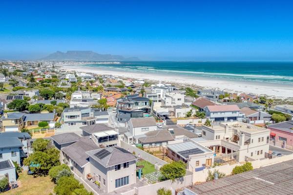 Exclusive Duarte Property Listing – Prime Van Riebeeckstrand Location

Discover the perfect blend of space, luxury, and coastal living with this exceptional 907m&#178; property, situated less than 50 meters from the beach in the highly sought-after Van Riebeeckstrand. This ...