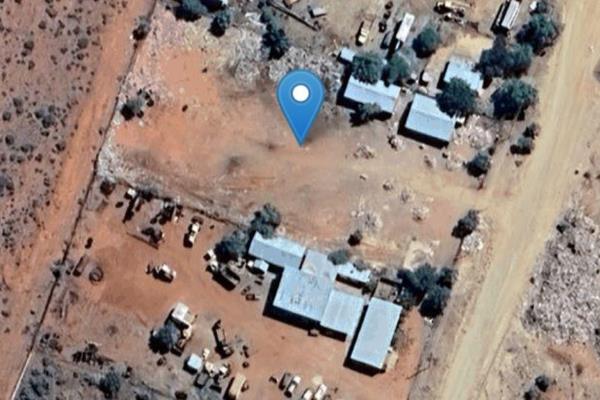 On offer is a prime spot of land in Barkly West,measuring 5000m2 with 3 phase electricity and 2 workshops. The possibilities are ...