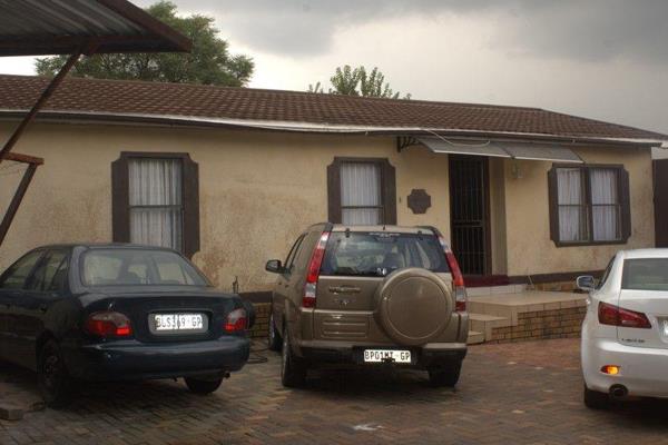 This 3 bedroom house is everything that every family would like to have. It is built not ...