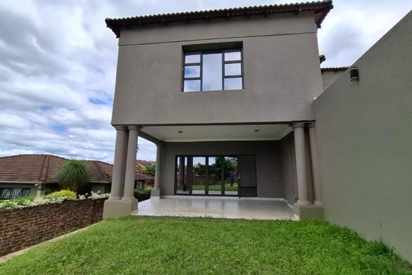 This newly upgraded property offers you 5 spacious bedrooms including 3 en-suite bedrooms for ultimate privacy and ...