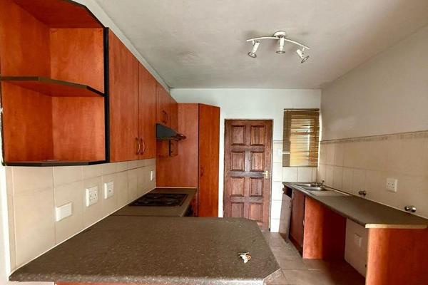 **Modern 2-Bedroom Apartment for Rent in Reyno Ridge, Emalahleni**

This beautiful ground-floor apartment in the sought-after Reyno ...