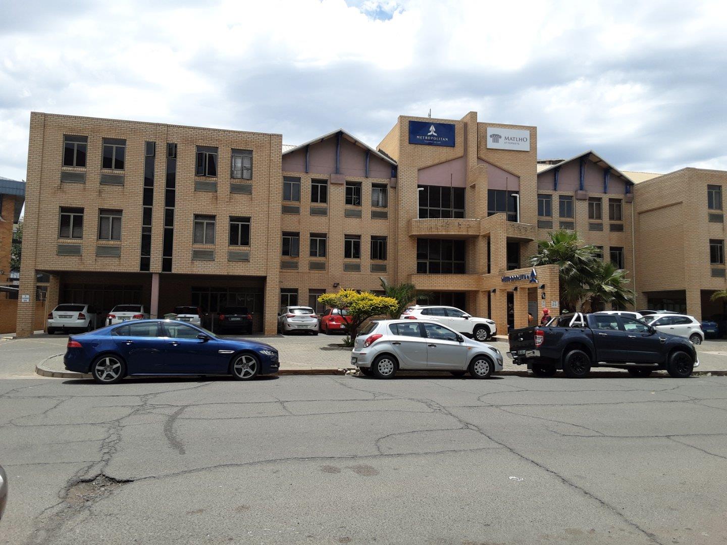 Commercial property to rent in Westdene - 96 Henry Street Bloemfontein Office 01 Ground Floor