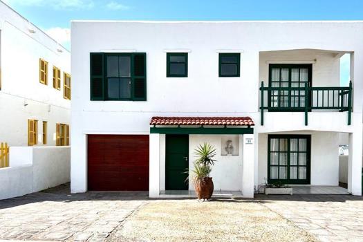 5 Bedroom House for sale in Mykonos