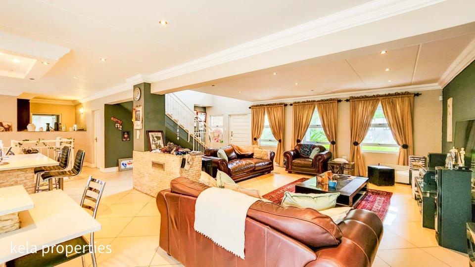 3 Bedroom House for sale in Ruimsig - P24-115766857
