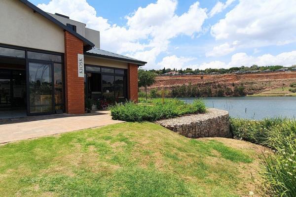 WATERKLOOF MARINA RETIREMENT ESTATE

Luxurious Two-Bedroom Apartment with an endless view

Apartment Features:
Two bedrooms with ...