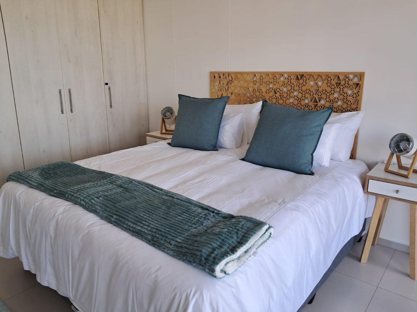 Photo of 2 Bedroom Apartment / flat to rent in Beachfront