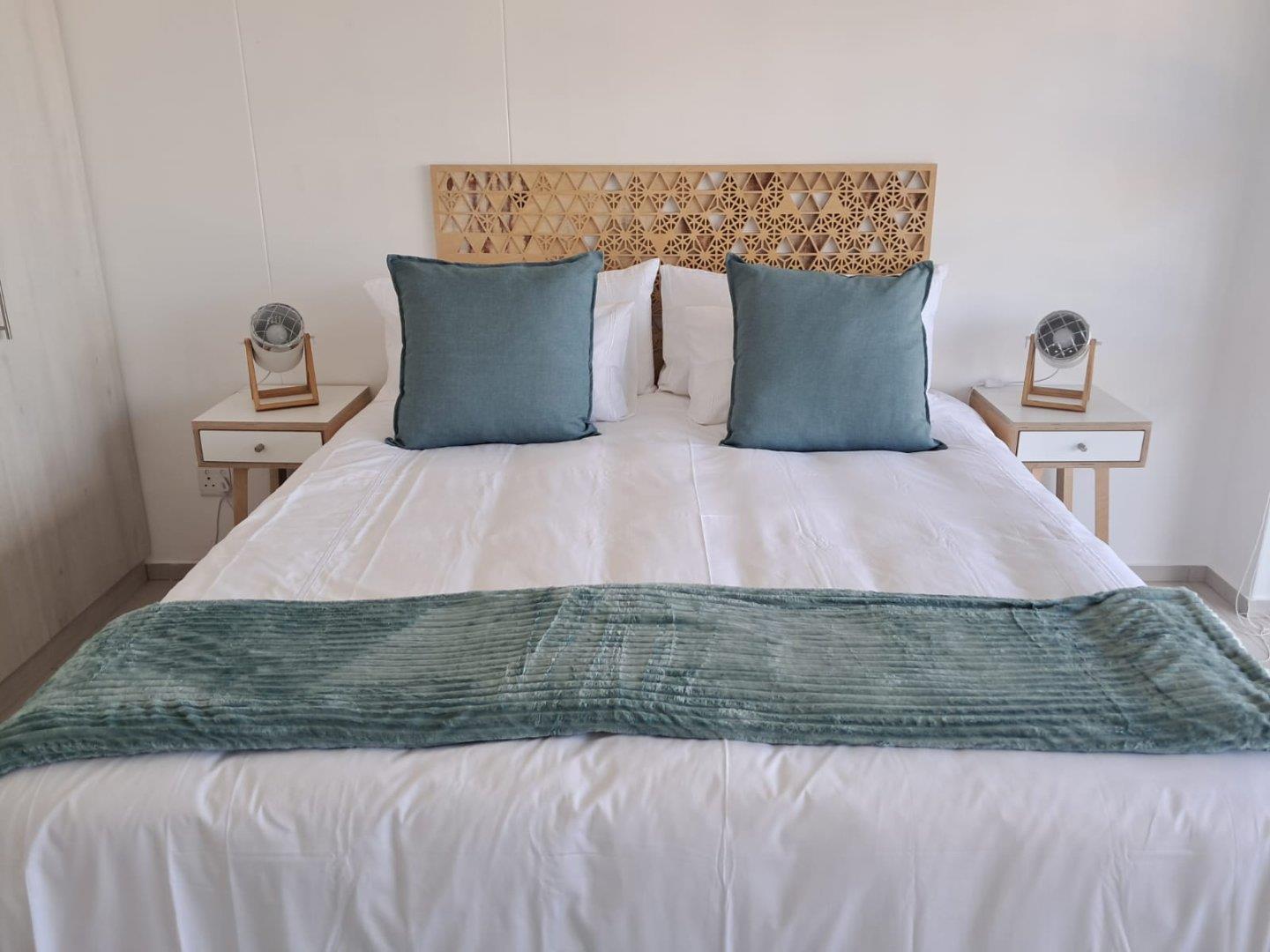 Photo of 2 Bedroom Apartment / flat to rent in Beachfront