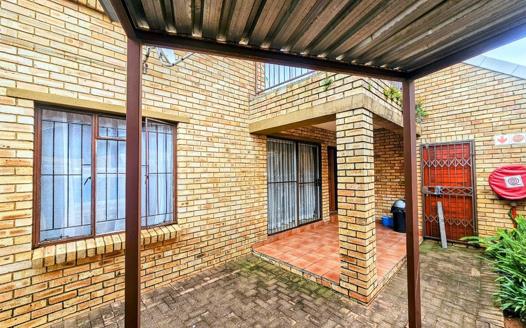 2 Bedroom Apartment / Flat for sale in Helikonpark