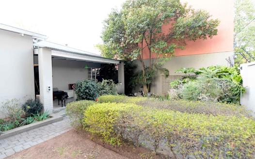 3 Bedroom House for sale in Norwood