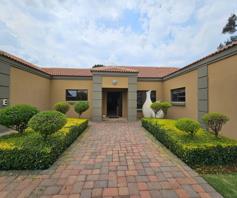 Townhouse for sale in Jim Fouchepark