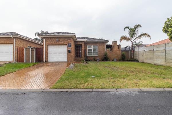 Charming 2-Bedroom, 2-Bathroom House in Brackenfell South

Exclusive Sole Mandate

Nestled in the heart of the sought-after Brackenfell South, this cozy and well-maintained 2-bedroom, 2-bathroom home offers the perfect blend of ...