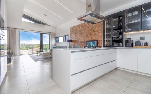 2 Bedroom Apartment / Flat for sale in Fourways