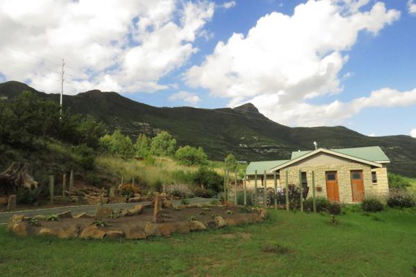 Tucked into the tranquil folds of the Clarens mountains in the quiet Eagles View Estate ...