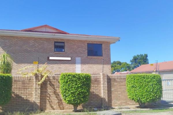 *Exclusive Sole Mandate* 

Welcome to this neat and well-maintained 2-bedroom ground floor flat, perfectly located in a secure and peaceful complex. 

Ideal for first-time buyers, small families, or those looking to downsize, this home offers comfort, convenience, and a touch ...
