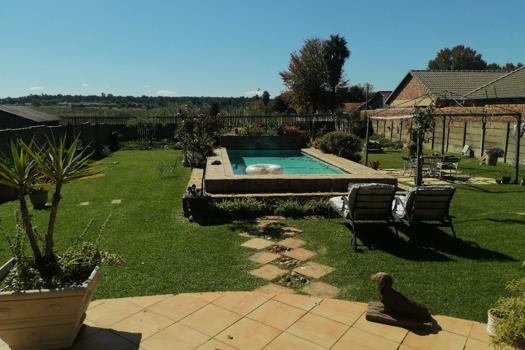 3 Bedroom Townhouse for sale in Elspark