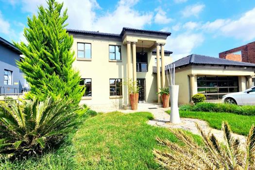 5 Bedroom House for sale in Bendor