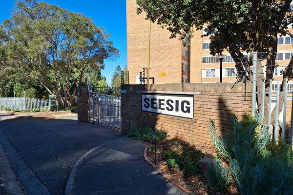 2-Bedroom Apartment for Rent in Seesig – Loevenstein, Bellville! 

Welcome to this well-kept 2-bedroom apartment located in the secure ...
