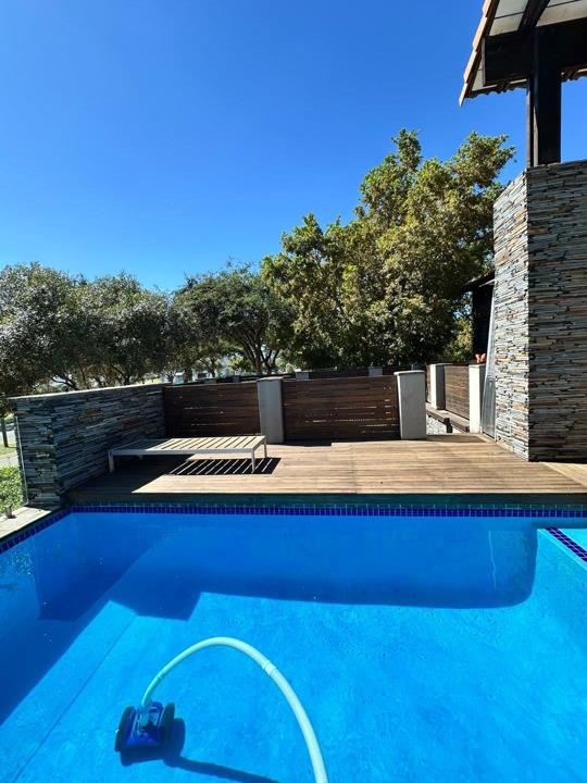Listing number: P24-115840118, Image number: 2