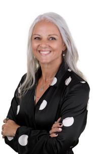 Agent profile for Lauren Clelland