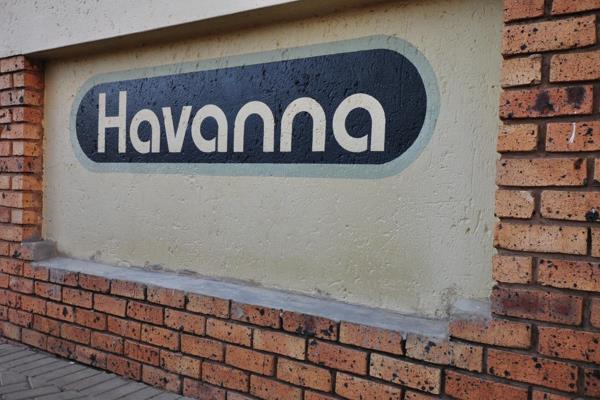 Sole Mandate
This 2nd floor apartment offers you:
2 bedrooms
1 full bathroom
Open ...