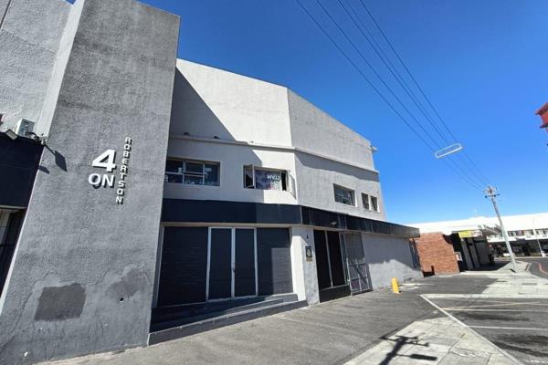 Located in the heart of Parow&#39;s Glenlilly area, this versatile commercial space ...