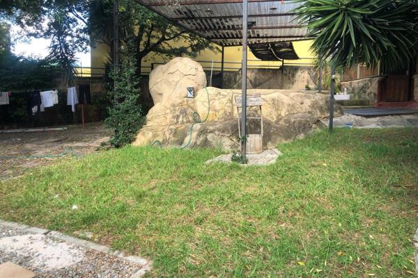 The perfect commune designed specifically for a student or young professional requiring ...