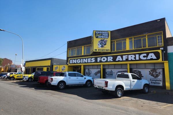 Situated in the bustling heart of Denver’s industrial zone, this 1,600m2 freestanding ...