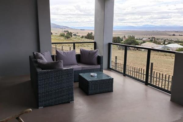 Country Living Meets Comfort – Welcome to Wheatfields Estate
Available 1 June 2025

Modern 2-bedroom home with 2 bathrooms, open-plan ...