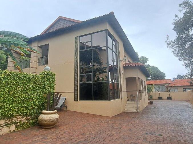 3 Bedroom House for Sale in Wilkoppies