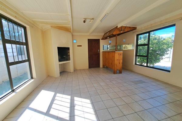Properties in Strand Central are high in demand and centrally located to schools, shopping malls and easy access to main roads

The ...