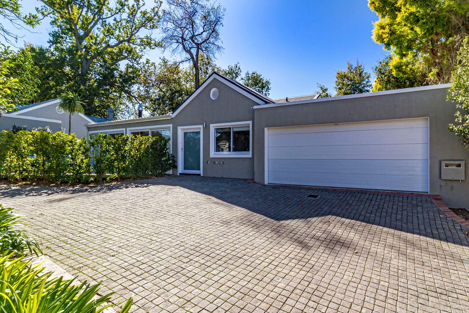 Photo of 2 Bedroom House to rent in Erinvale Golf Estate